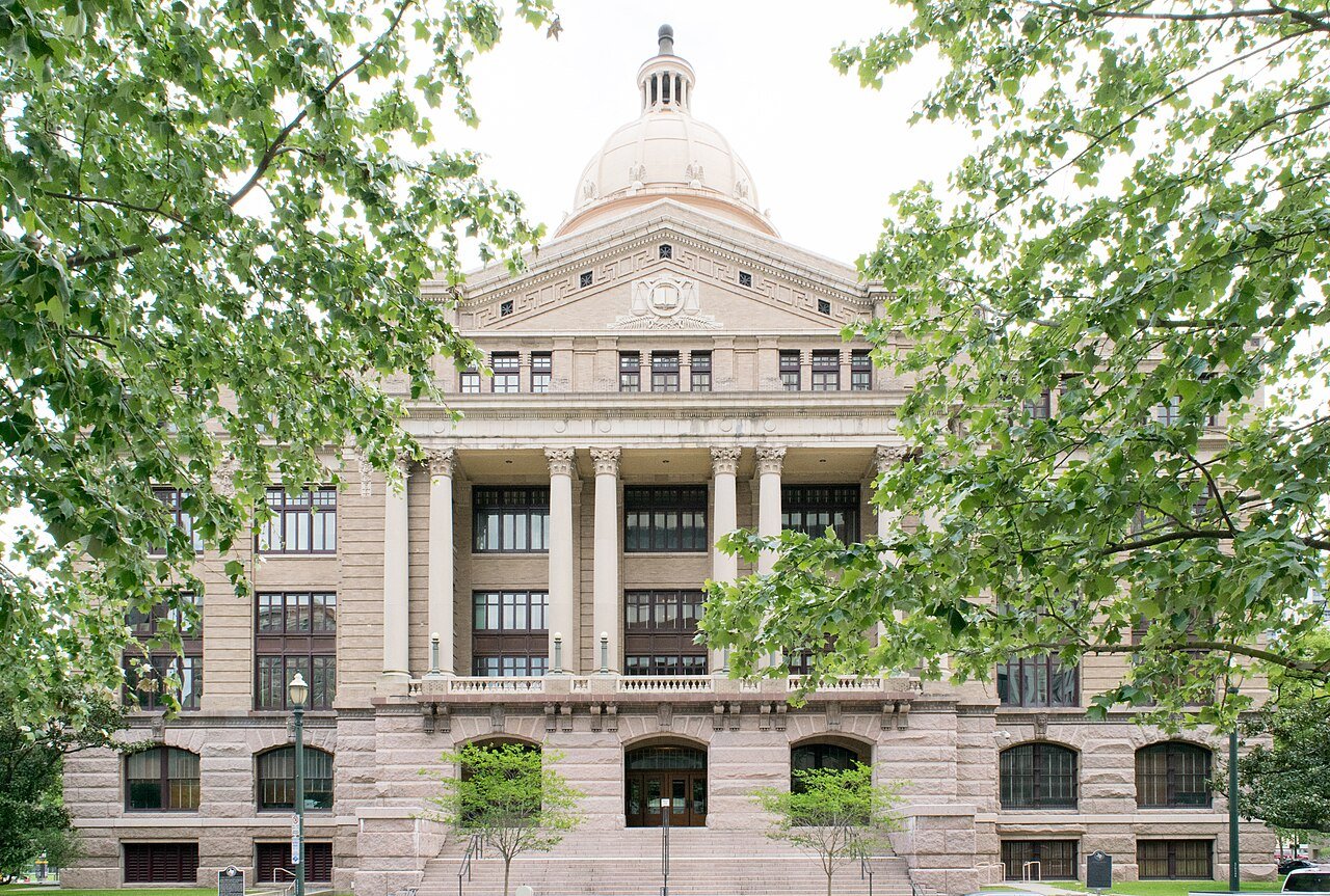 The west exterior of Houston’s 1910 Harris County Courthouse, photographed in April 2017.